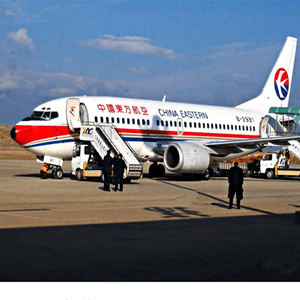 遵义新舟航空货运航空快运业稳步发展的原因是什么？